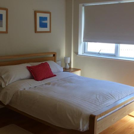 Carbis Bay Beach Apartment St Ives 外观 照片